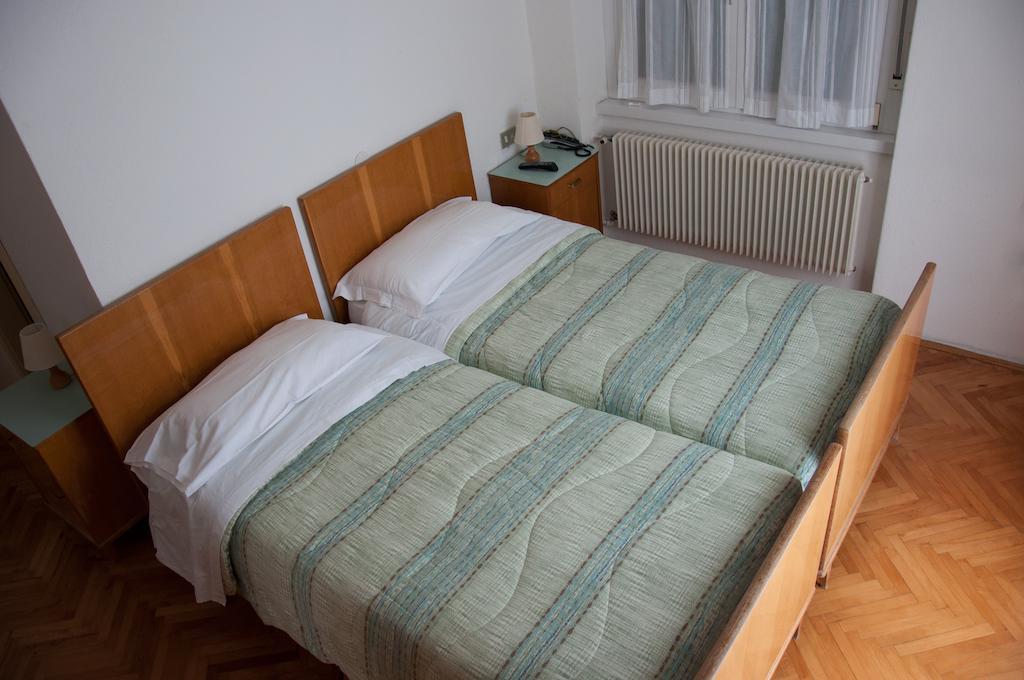 Albergo Italia Molveno Quarto foto